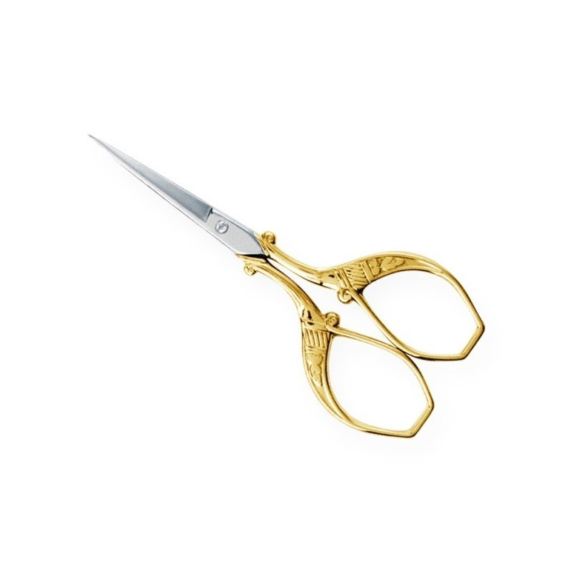 322146404_6928_pic_2 FANCY CUTICLE SCISSORS - Image 1